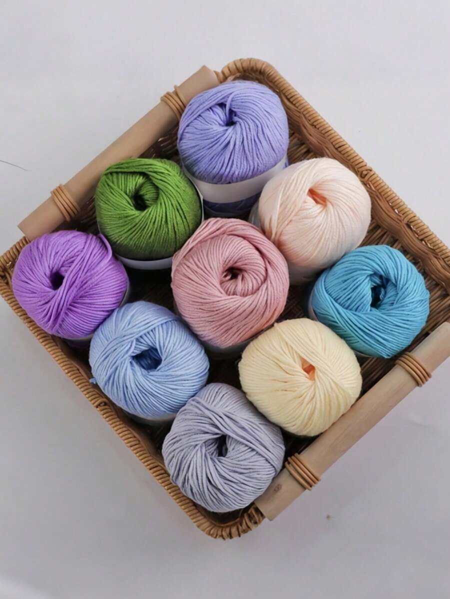 6 pièces/set (même couleur) Fil à tricoter en mélange de soie de luxe, doux. Convient pour les pulls et les écharpes. Fibres premium pour le crochet et l'artisanat. Fil en fibre de lait pour les pulls, les écharpes et les DIYs (6 pièces = 300 g)