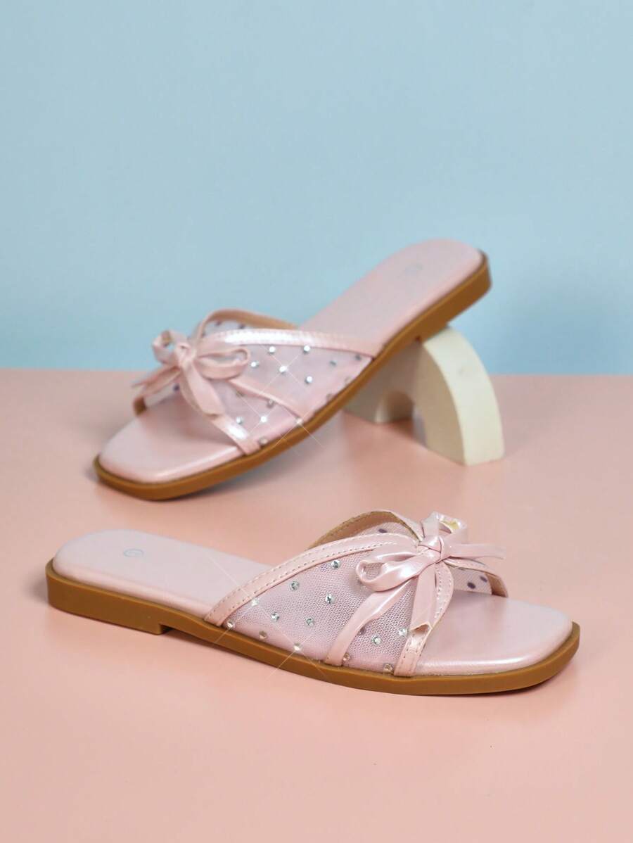 Mini mi Sandalias de niños con lazo de malla rosa brillante, superiores transpirables y de secado rápido, listas para el salpicadero y para ir del juego al paseo