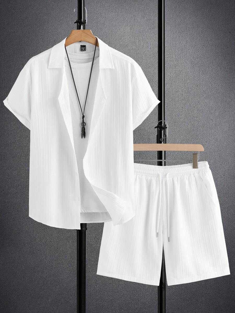 Manfinity RelaxMax Conjunto de camisa de manga corta de unicolor y pantalones cortos con cordón para hombres