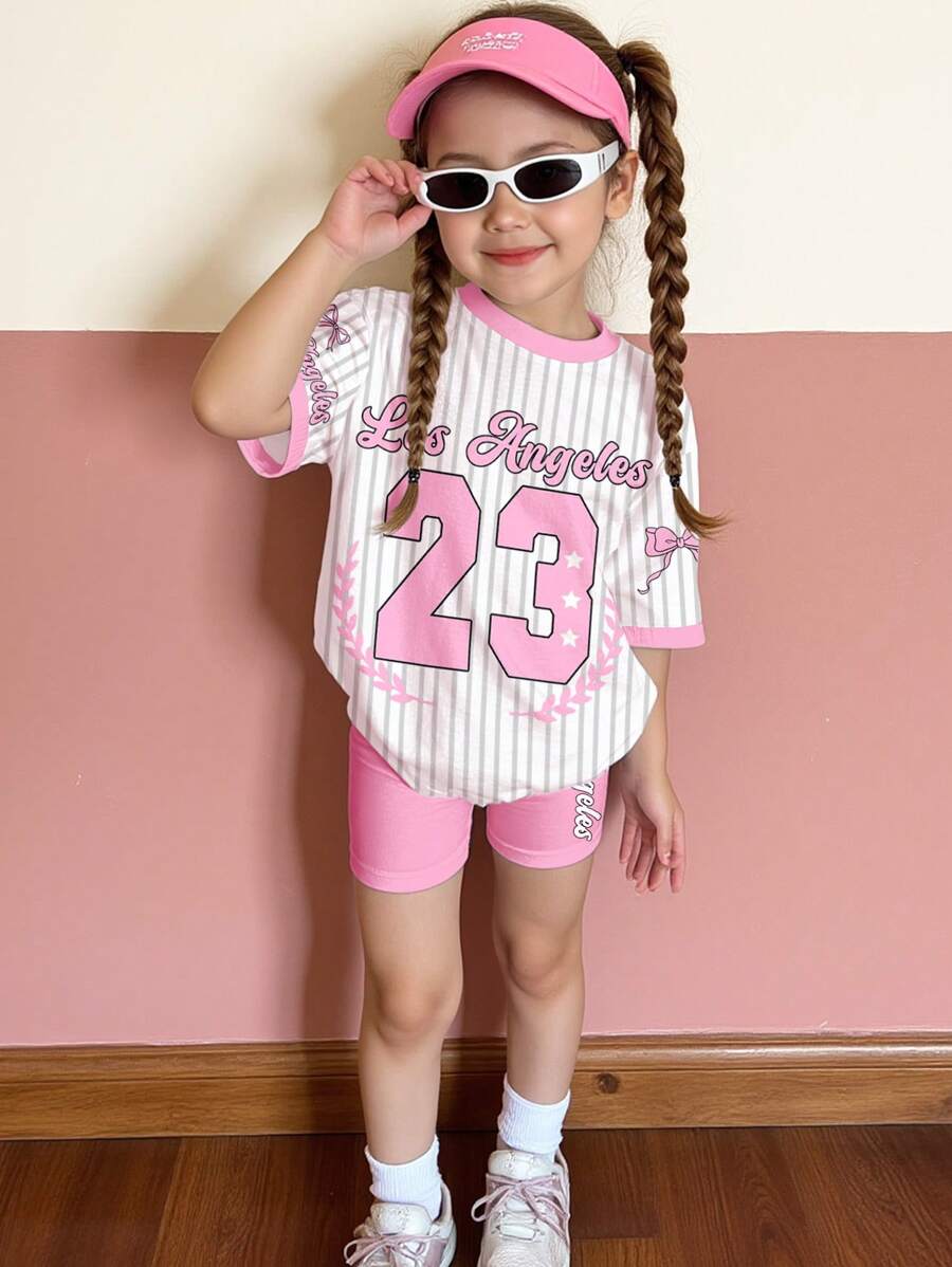 SHEIN Set de 2 piezas con camiseta de gráfico brillante rosa con estampado de letras y rayas, y shorts para niñas jóvenes, conjunto de ropa informal de verano