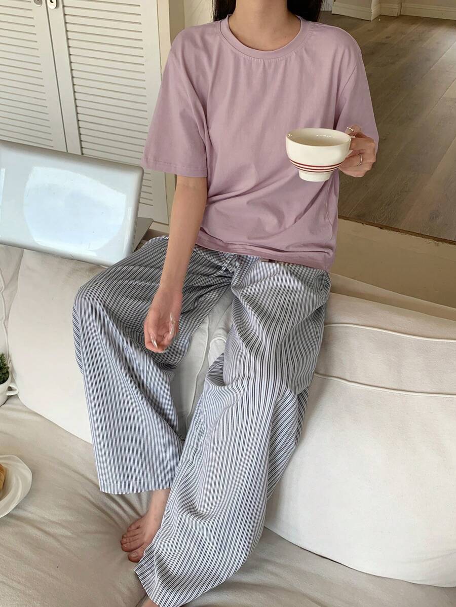DAZY 2pcs Simple Striped T-Shirt Top And Pajama Bottoms Homewear Set
