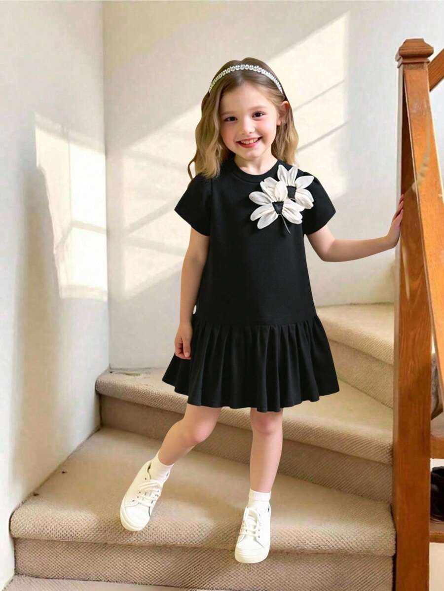 SHEIN فستان صيفي فضفاض للفتيات مزين بزخارف زهرية ثلاثية الأبعاد