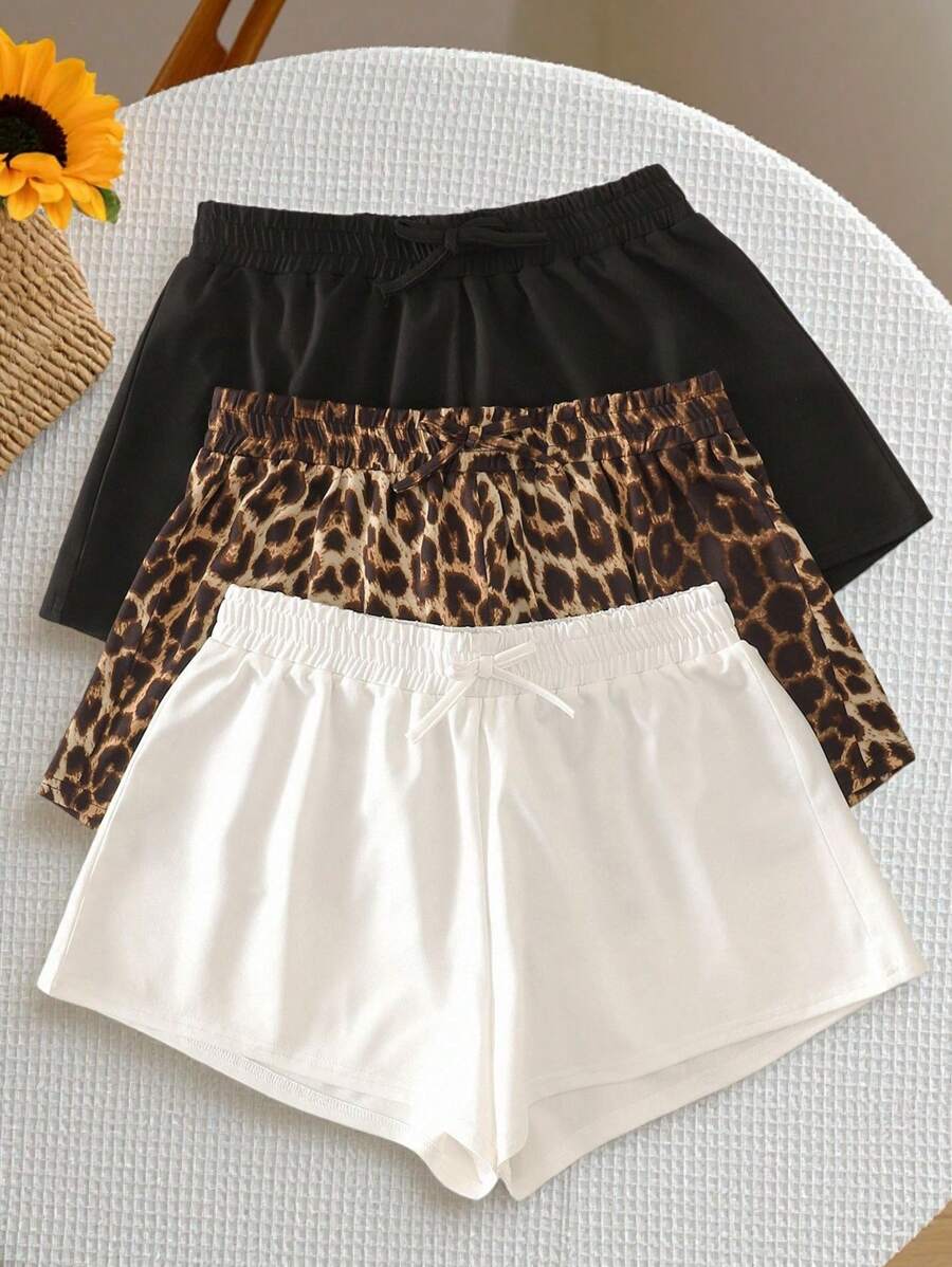 SHEIN Compra 1 Obtén 3 Gratis. Sets de shorts para adolescentes con estilo casual deportivo de ramas desnudas en negro y blanco, estampado de leopardo