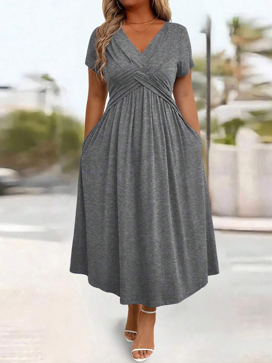 SHEIN PETITE Elegant Plus Size Women's Cable Knitted Twist Dress, Casual/Office, A-Line, Roomy, Slimming, Flared Skirt With Side Pockets