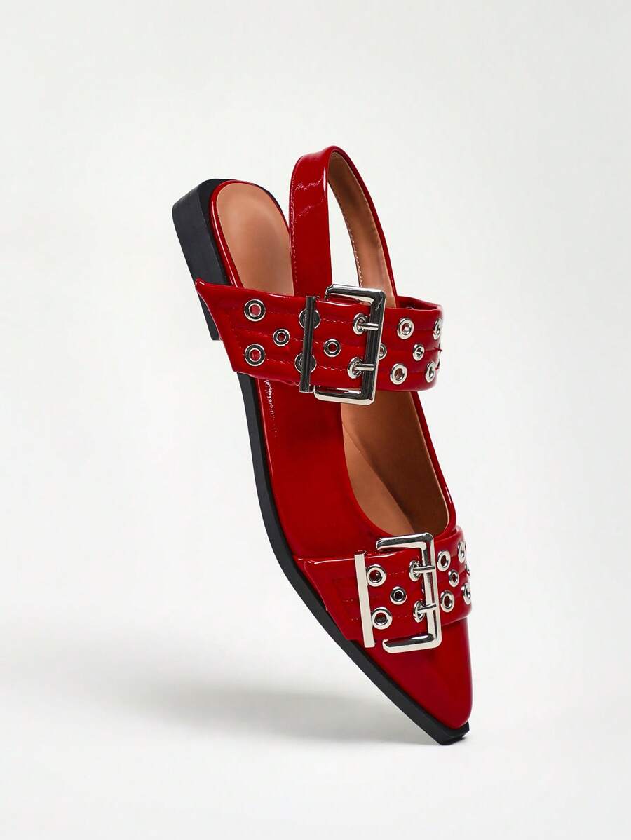 Solezae Ballerine oversize con fibbia, borchie e punta arrotondata, stile punk sofisticato, forma angolare, lusso accessibile e scarpe versatili per primavera ed estate, regalo per la Festa della Mamma