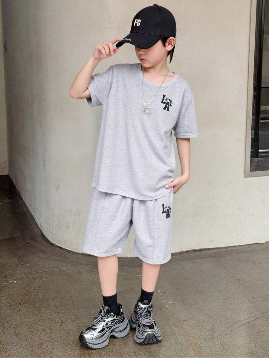 SHEIN 2pcs/Set Tween Boy Casual College Style Color Block Hoodie Shirt & White Shorts Set, Suitable For Commuting, School, Daily Casual Wear, Sports, Spring/Summer