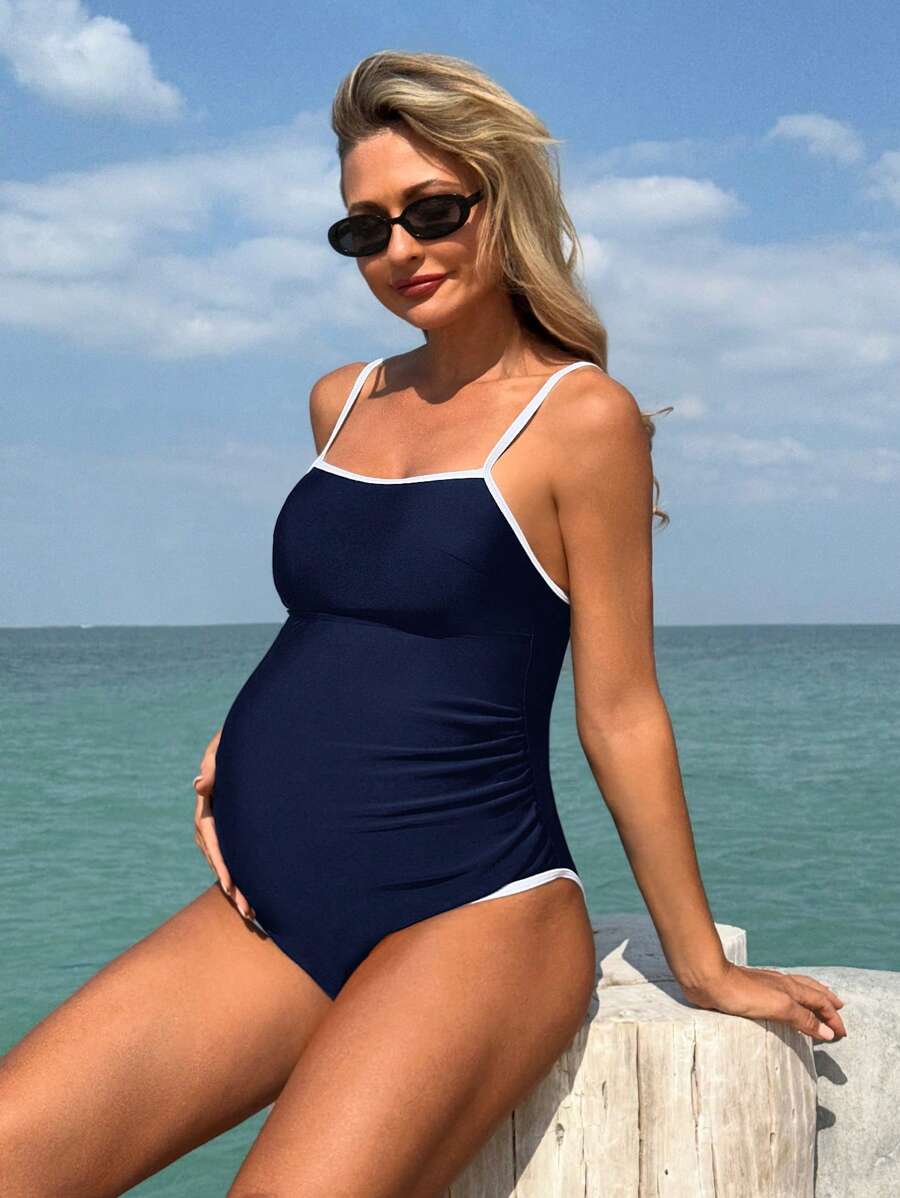 SHEIN Pregnant Women's Elegant Resort Monochrome Maternity One-Piece Swimsuit For Summer Beach Vacation