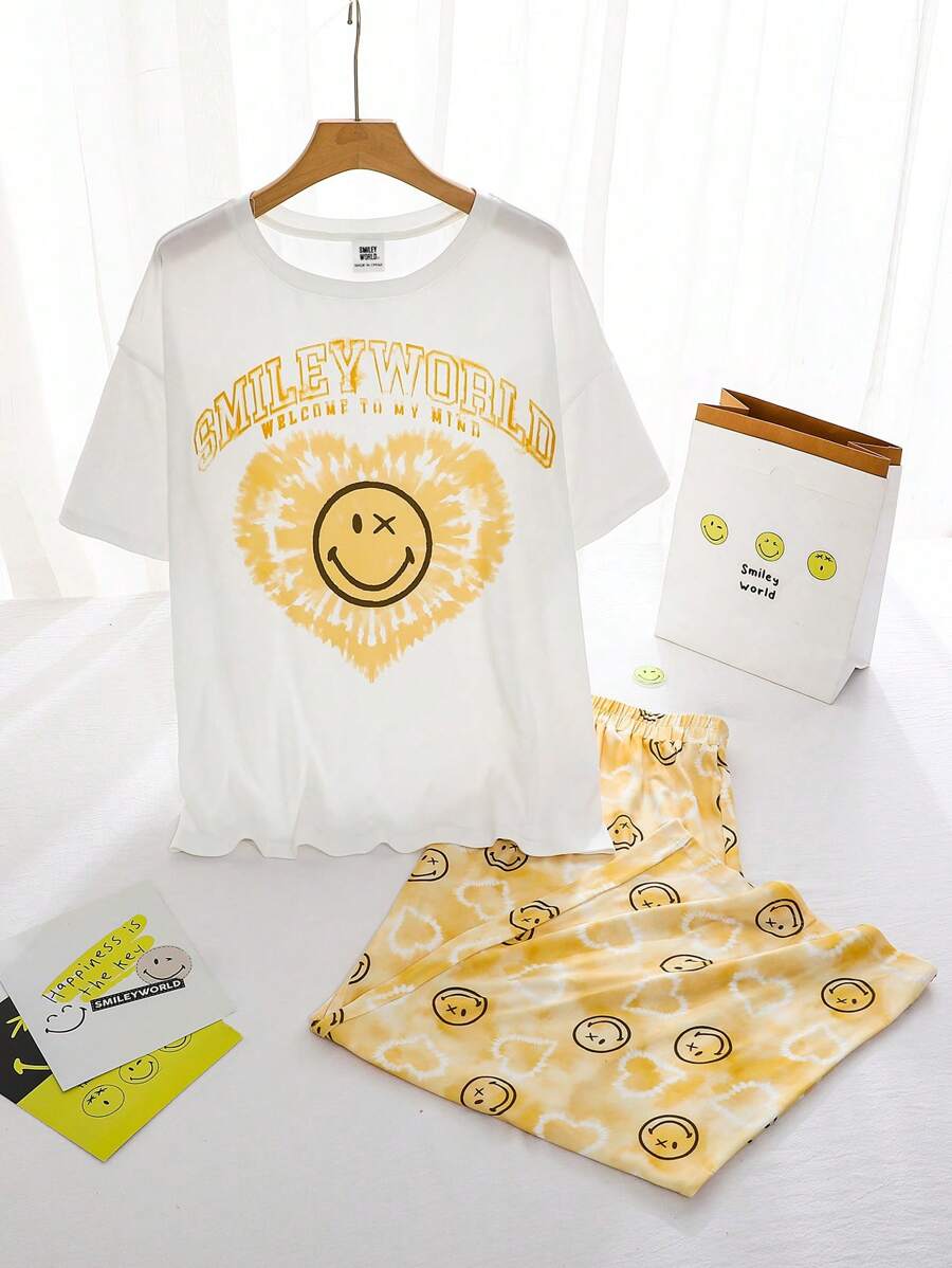 SmileyWorld® | SHEIN Plus Size Women Summer Y2K Cleanfit Casual Rave Outfits Festival Punk Cover Up Retro Vintage Cartoon Casual Cute Funny Loose Knit Butter Yellow Cartoon Heart Smiling Face Tie-Dye Pattern Short Sleeve T-Shirt And Pants 2-Piece Pajamas Set