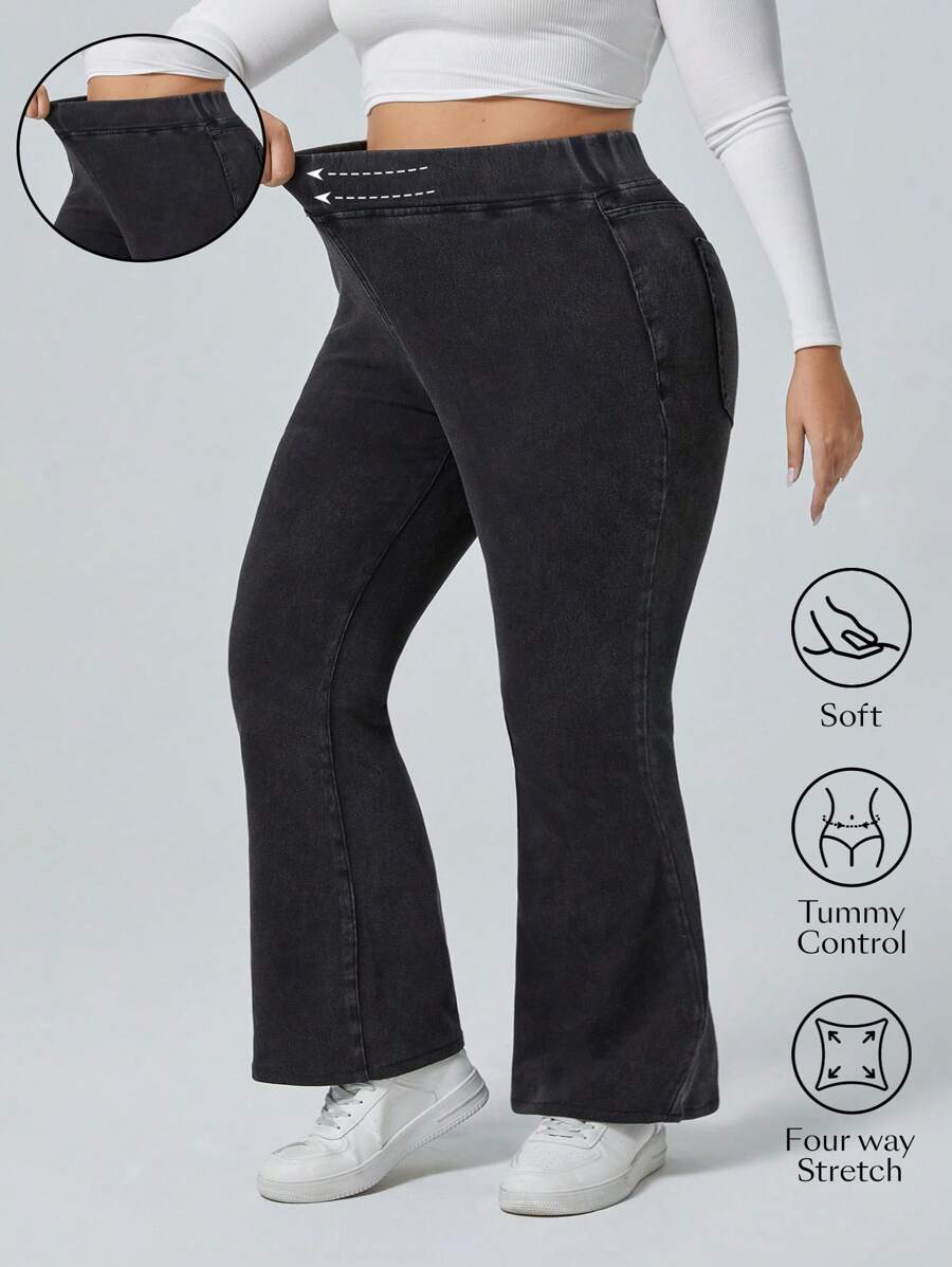 SHEIN PETITE CURVE Jeans taglio slim a zampa con effetto vissuto, taglie comode