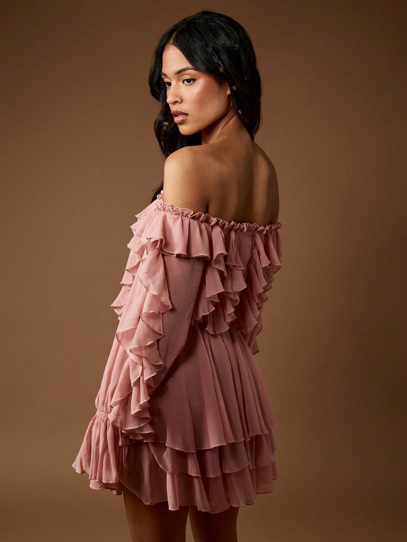 MISSGUIDED シフォンフリルオフショルダーミニドレス｜MISSGUIDED