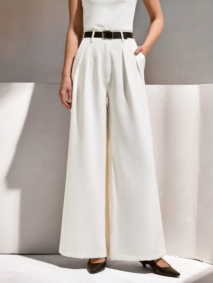 CLARA VERO Pantalones de traje de pierna ancha con pliegues y cinturón elegantes de color crudo para mujer