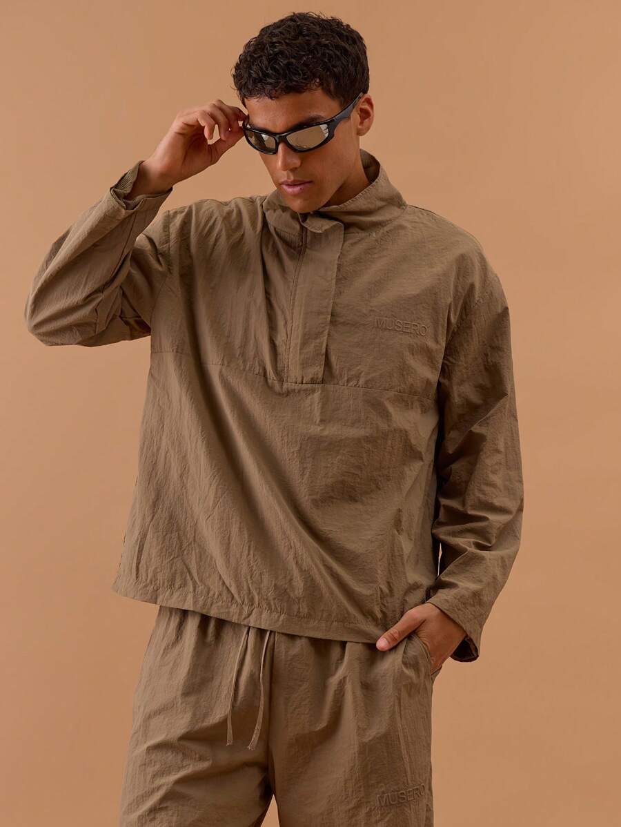 Musero Chaqueta con cuello alto, cremallera de cuarto y diseño envolvente para hombres, adecuada para primavera, verano, días festivos y vacaciones