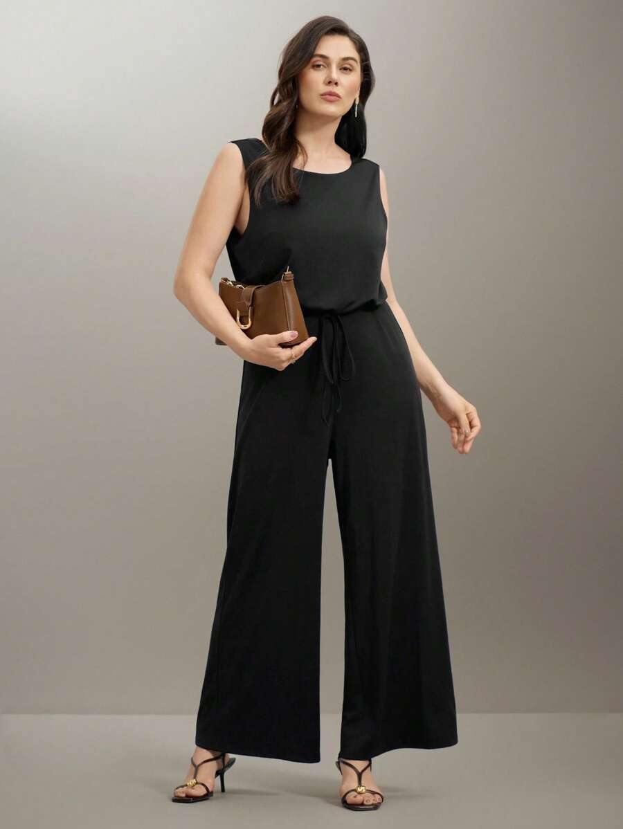 SHEIN Clasi Tuta estiva con chiusura lampo sulla schiena aperta, in maglia e pizzo, per taglie forti, stile streetwear popolare, in colore uniforme