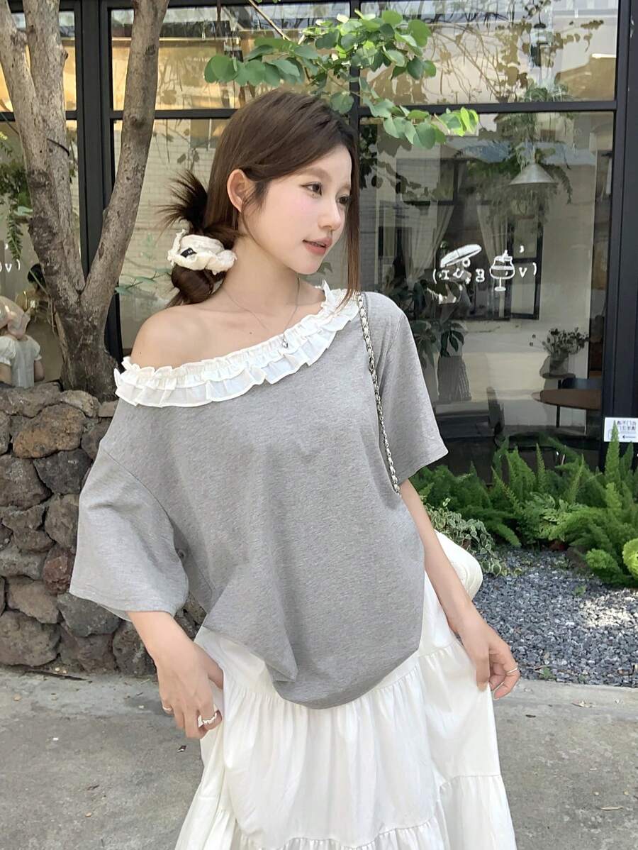 DAZY Maglietta a maniche corte stile coreano, con spalline asimmetriche arricciate, taglio largo, estiva, da donna