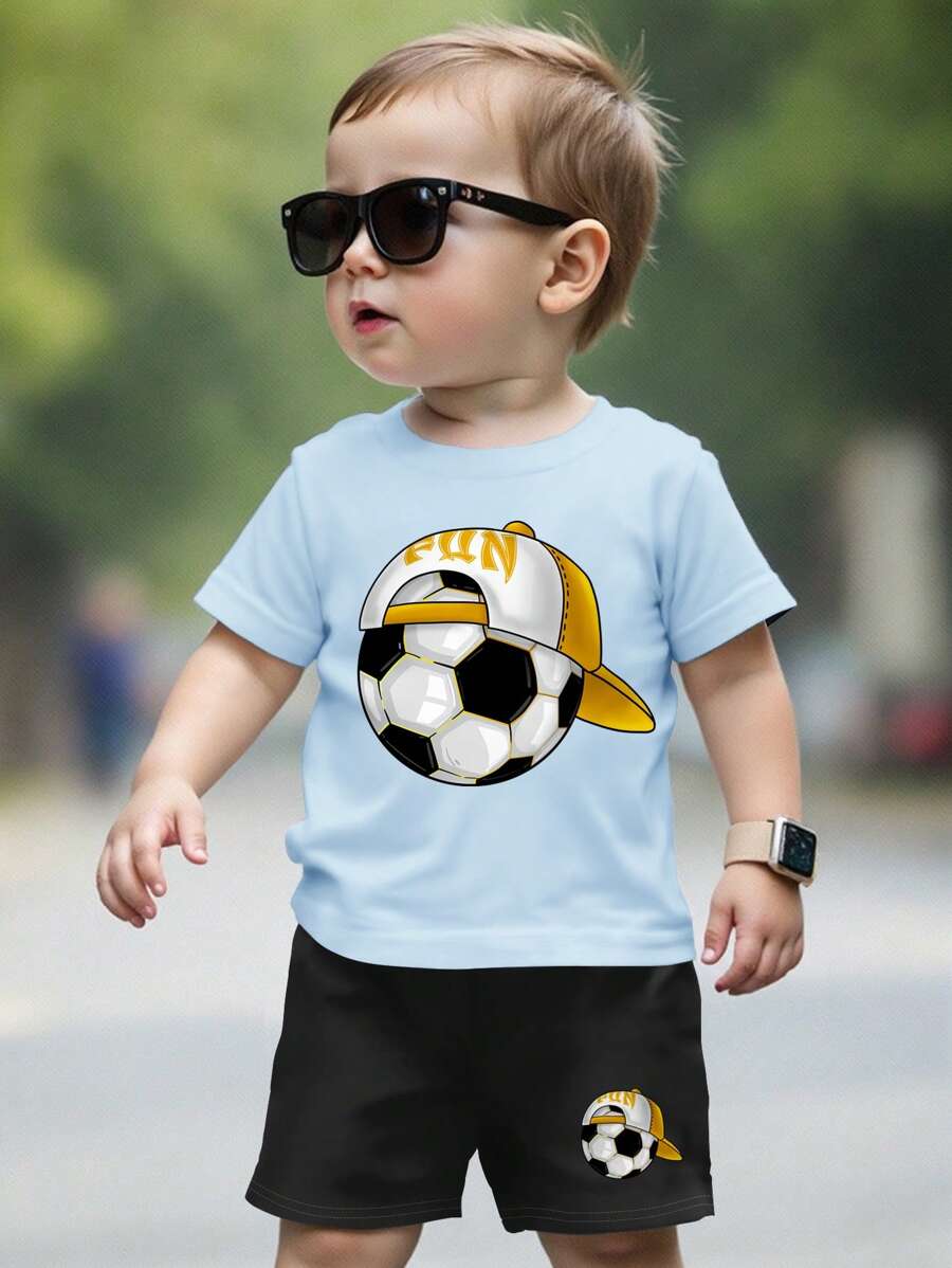 SHEIN Set de 2 piezas con camiseta de manga corta de cuello redondo y pantalones cortos casuales para bebé niño, adecuado para el verano