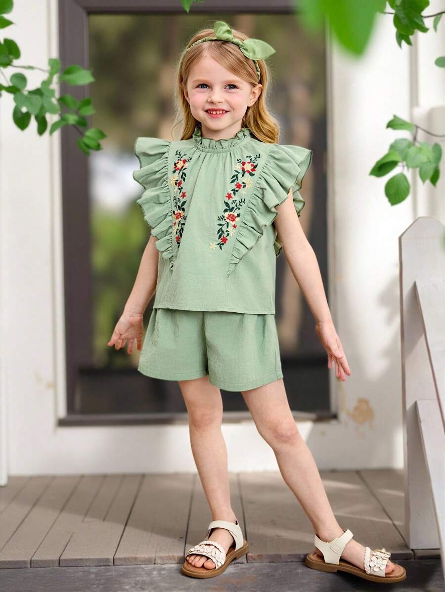 SHEIN 2pcs/Set Young Girl Woven Solid Color Round Neck Fitted Top And Shorts Set