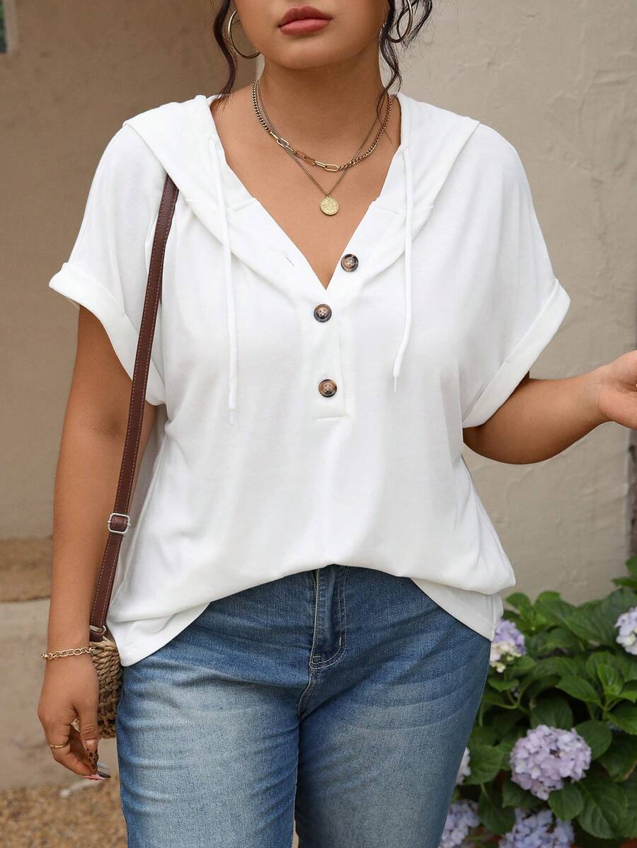 SHEIN LUNE ملابس علوية بلا أكمام مغلفة محبوكة بقياسات كبيرة للسيدات، تصميم فضفاض أنيق كاجوال يخفي المنطقة الوسطى باللون الأبيض