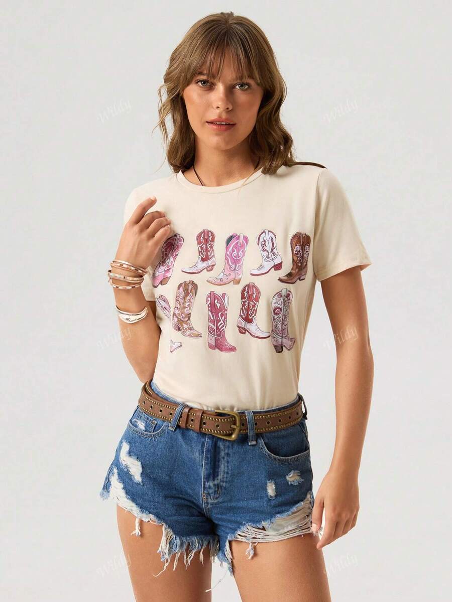 Wildy Maglietta casual da donna aderente, semplice e minimal, stampa stivali western, collo tondo, manica corta, in mescola di cotone, adatta per l'estate