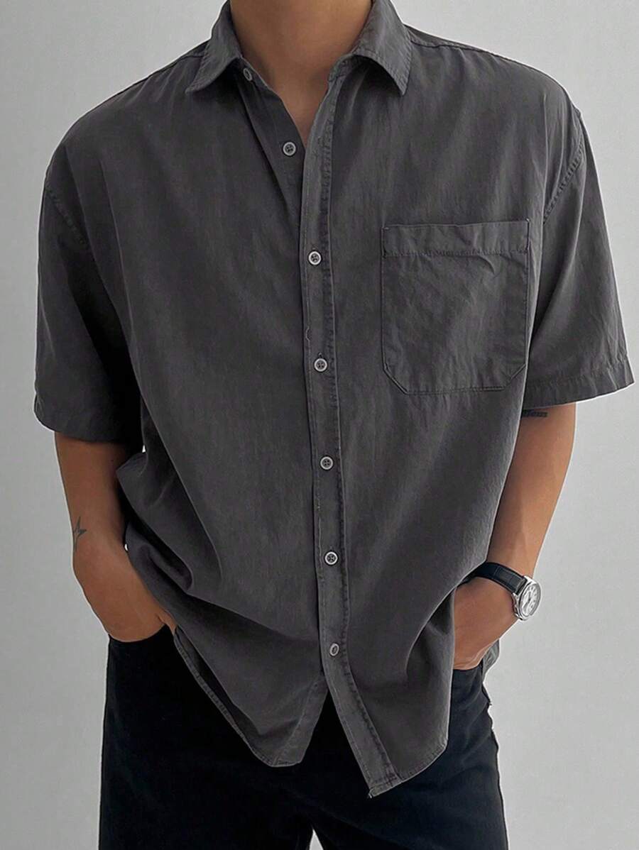 DAZY Men's Solid Color Pocket Short Sleeve Shirt, Minimalist Fashion For Casual Everyday Wear