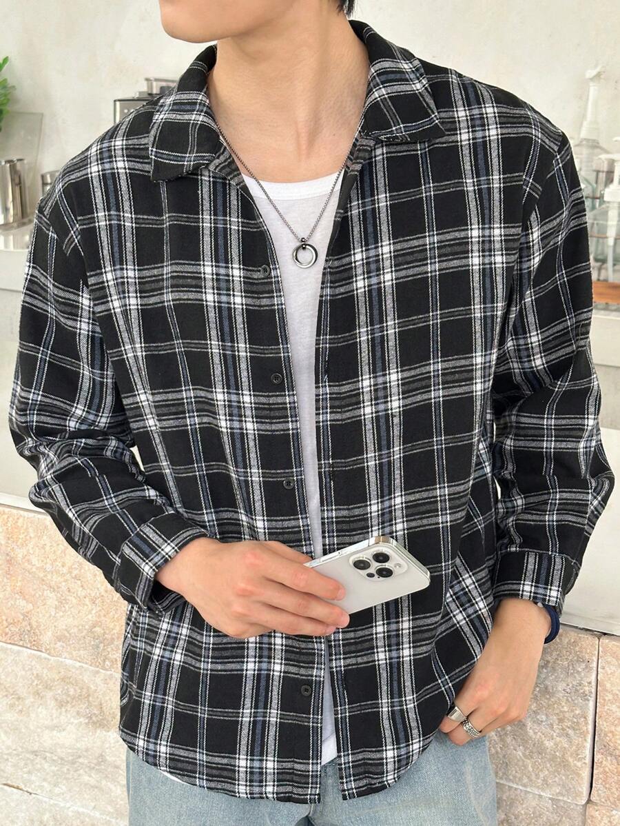 SHEIN Chemises à manches longues à carreaux décontractées et confortables, polyvalentes pour les ados garçons. Idéales pour les superpositions dans la mode quotidienne
