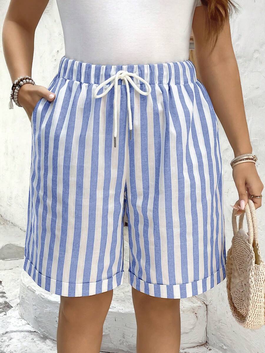 SHEIN LUNE Pantalones cortos cómodos, casuales y versátiles para usar en exteriores y en casa, de talla grande, con rayas de colores y bolsillos grandes, estilo boho vaquero, para el festival Old Money, ropa occidental bohemia, hippie de verano, de algodón para el verano, prendas de verano lindas para mujeres.