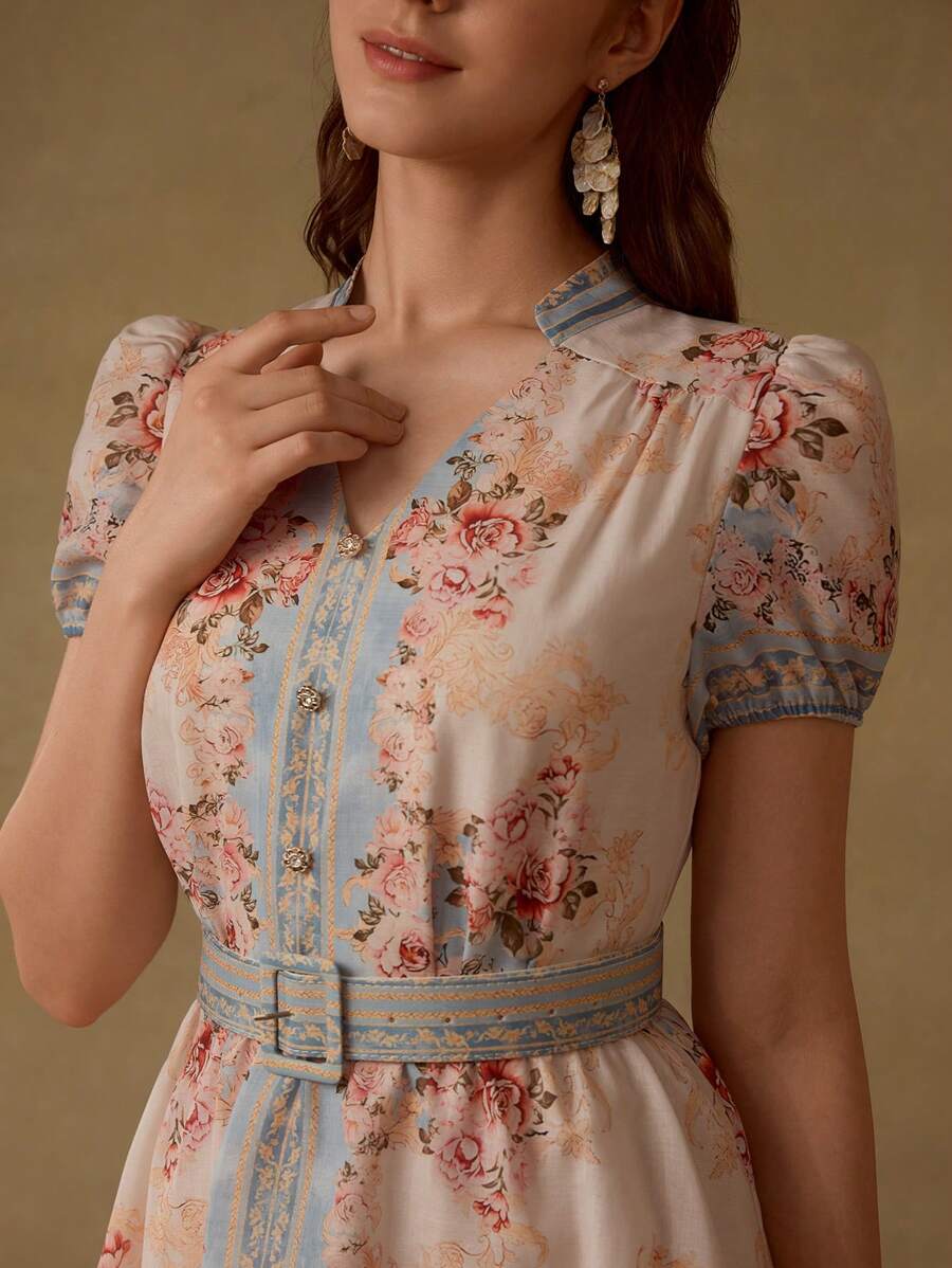 MOTF PREMIUM VESTIDO CON CINTURÓN DE CUELLO EN PICO CON ESTAMPADO FLORAL