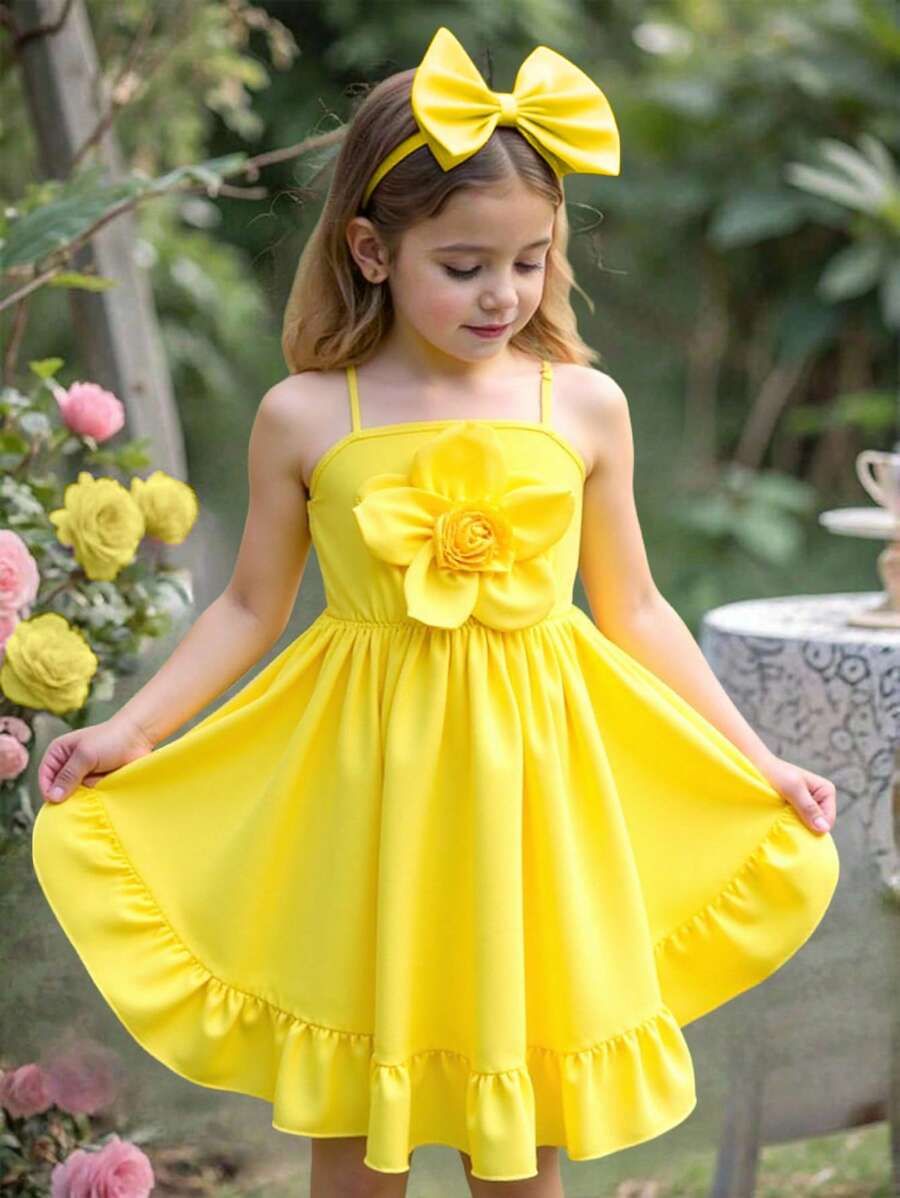 Abito estivo elegante in stile coreano da ragazza pre-adolescente, con decorazione floreale sulla parte anteriore e senza maniche, di colore giallo