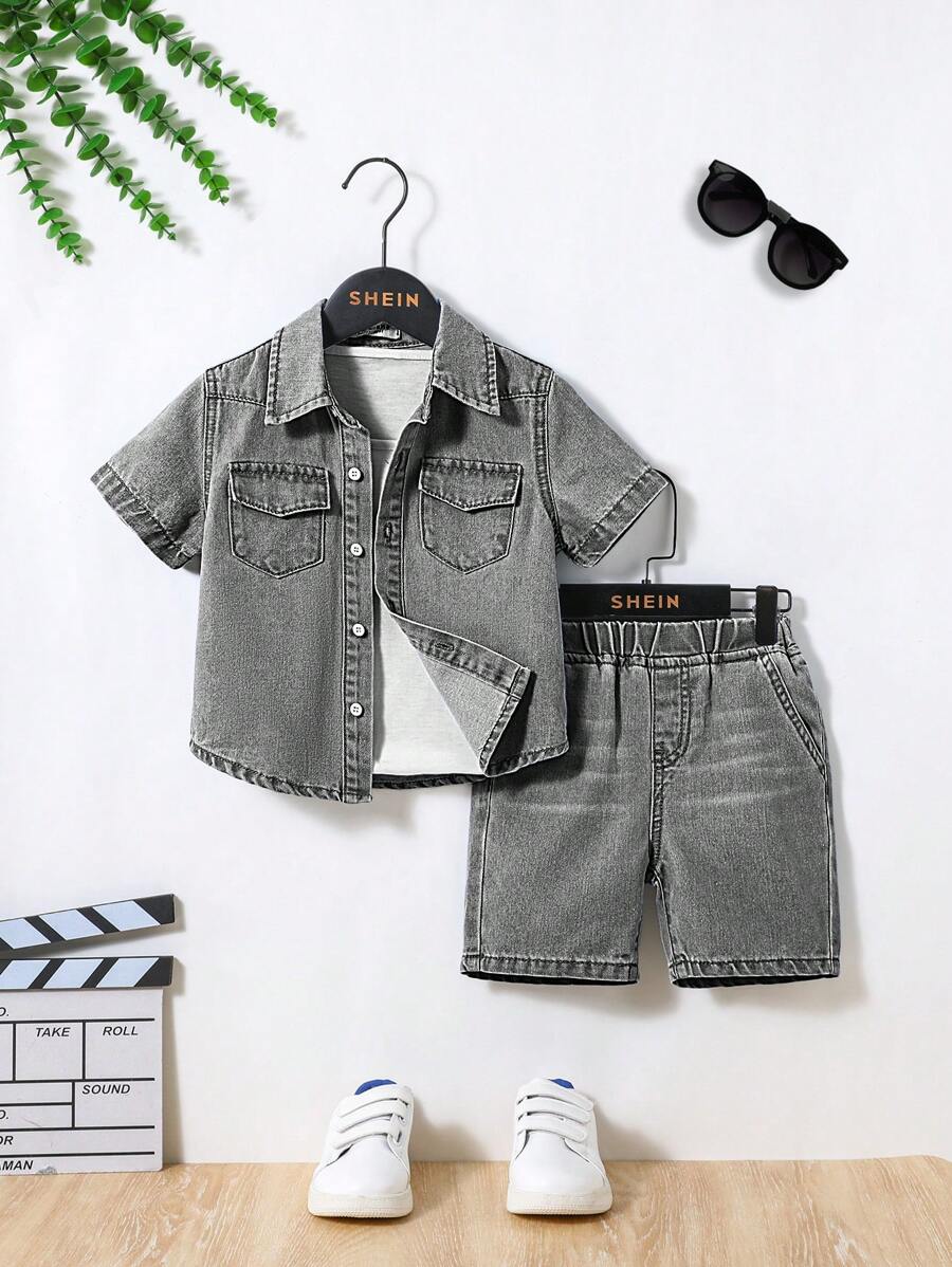 Conjunto de 2 piezas para niño pequeño de camisa negra casual y cómoda, y pantalones cortos de mezclilla de corte holgado, look urbano y cool, conjunto básico y versátil para usar en interior/exterior, ropa de ocio para niños en primavera y verano