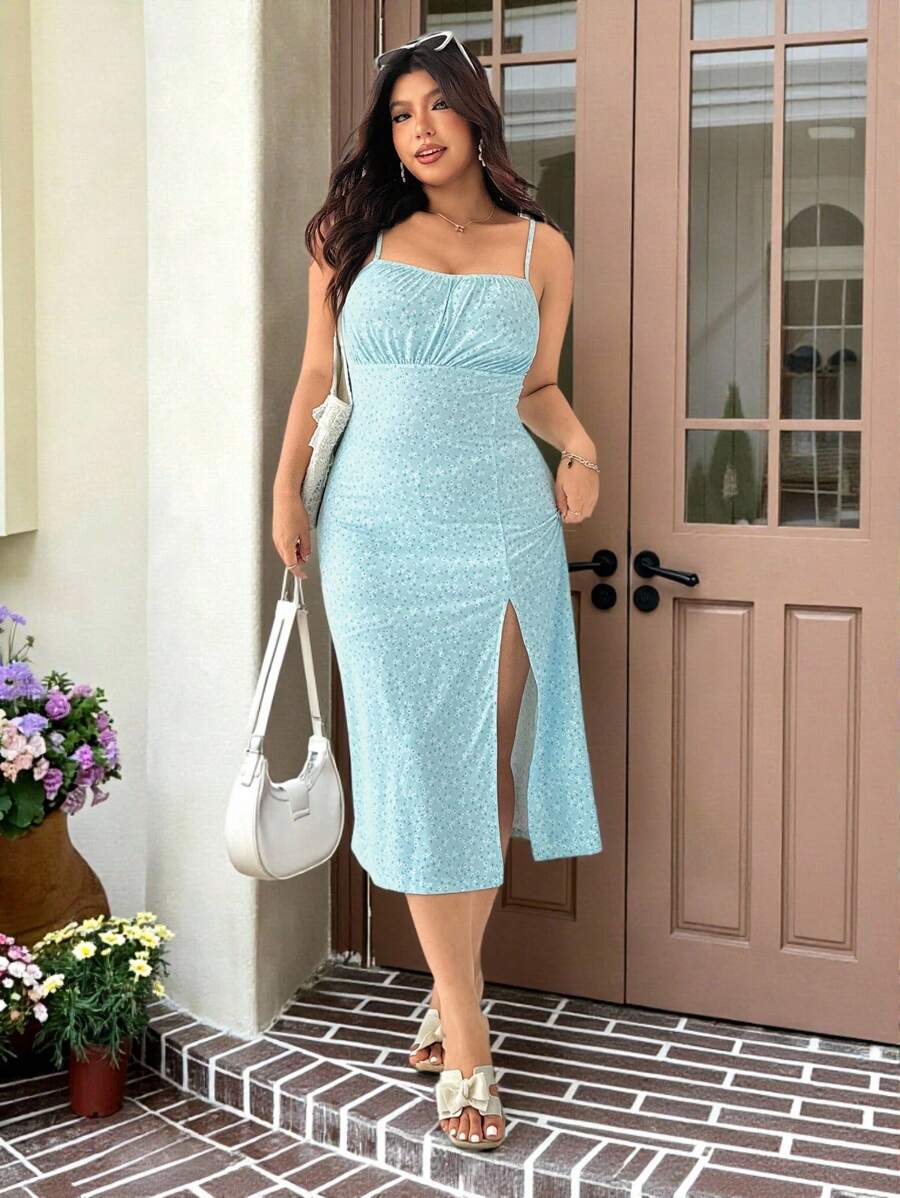 SHEIN EZwear Vestido largo sin mangas con estampado floral azul en tallas grandes, estilo vacacional para primavera/verano