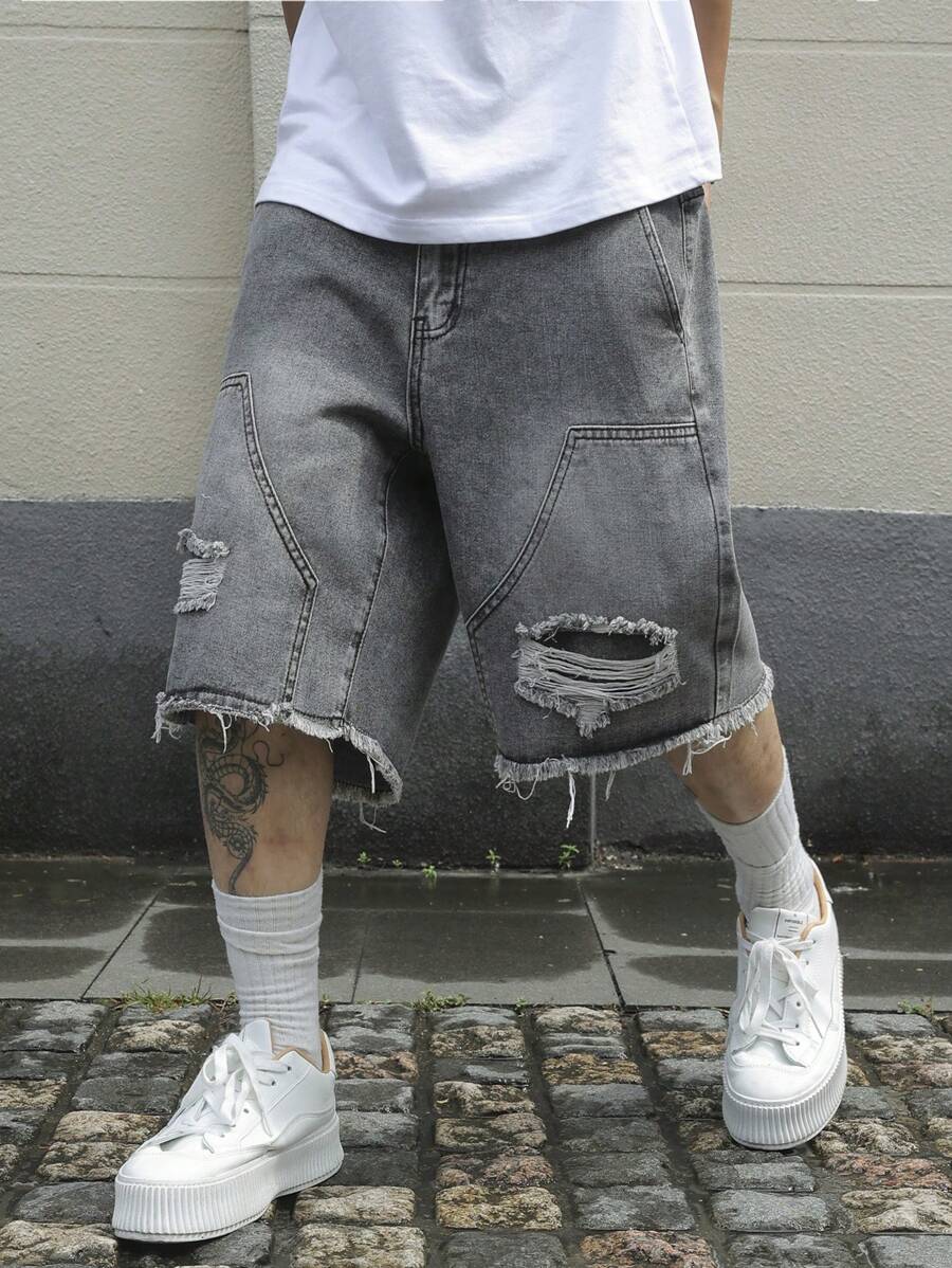 Manfinity EMRG Pantalones cortos de mezclilla con bolsillos, borde deshilachado y rasgados, de moda para hombres