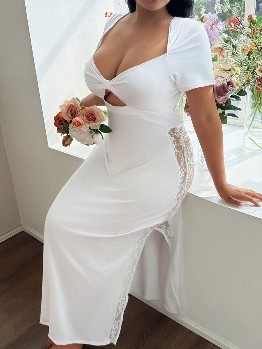 Nuisette courte sexy à manches courtes, à fente haute, en dentelle patchwork et ajourée, taille grande