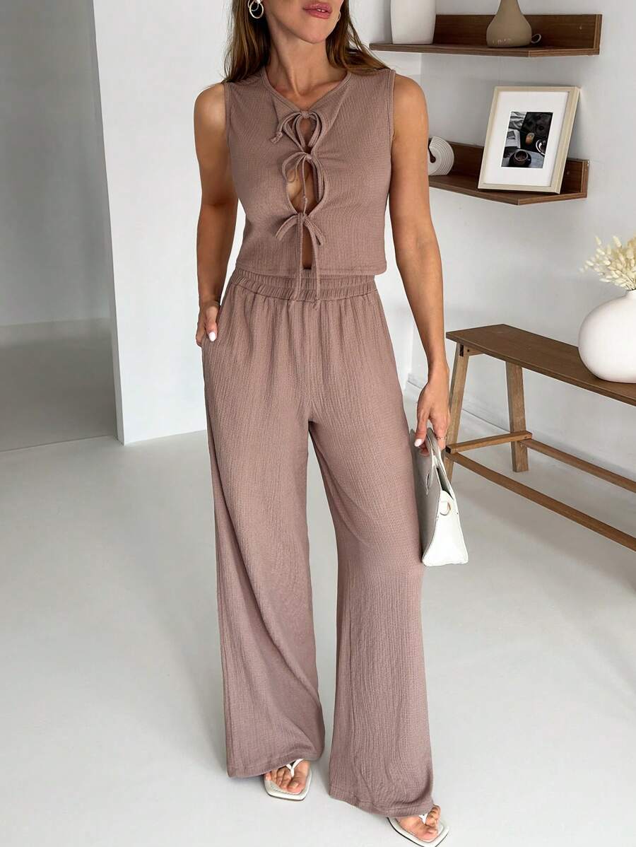 SHEIN Dames effen kleur 2-delige outfits Co-Ords strik voor of achter top mouwloze blouse en wijde broek casual lente zomer
