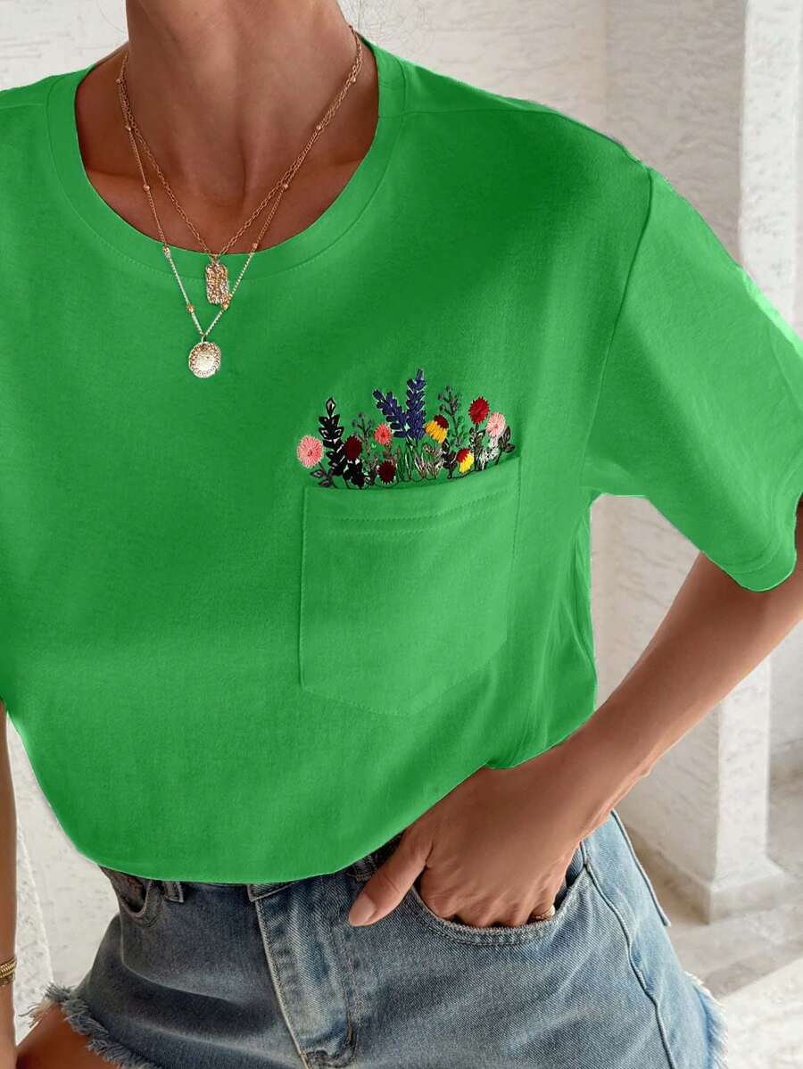 100%Cotton T-Shirt With Flower Embroidery, Round Collar, Pocket Details