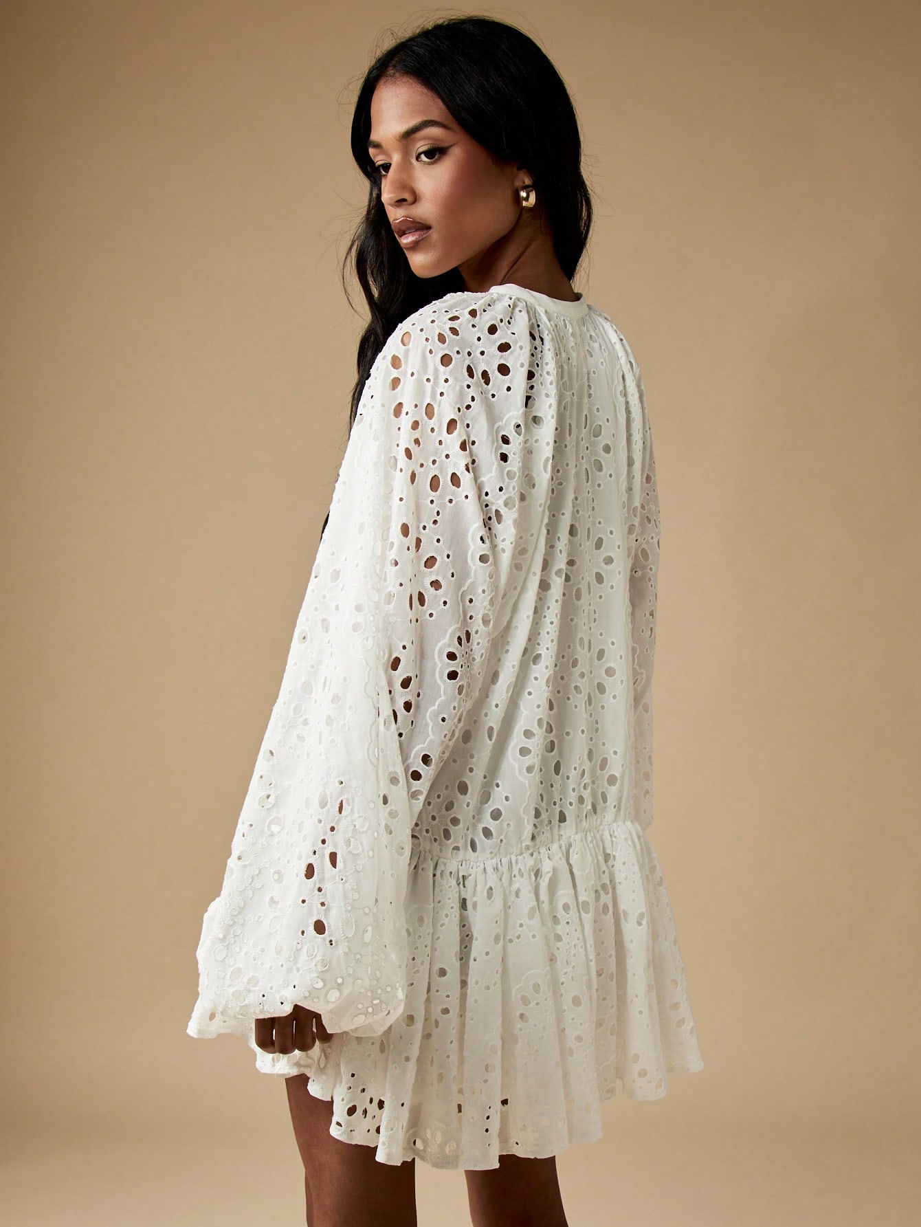 MISSGUIDED Broderie Anglaise Lace Smocked Mini Dress With