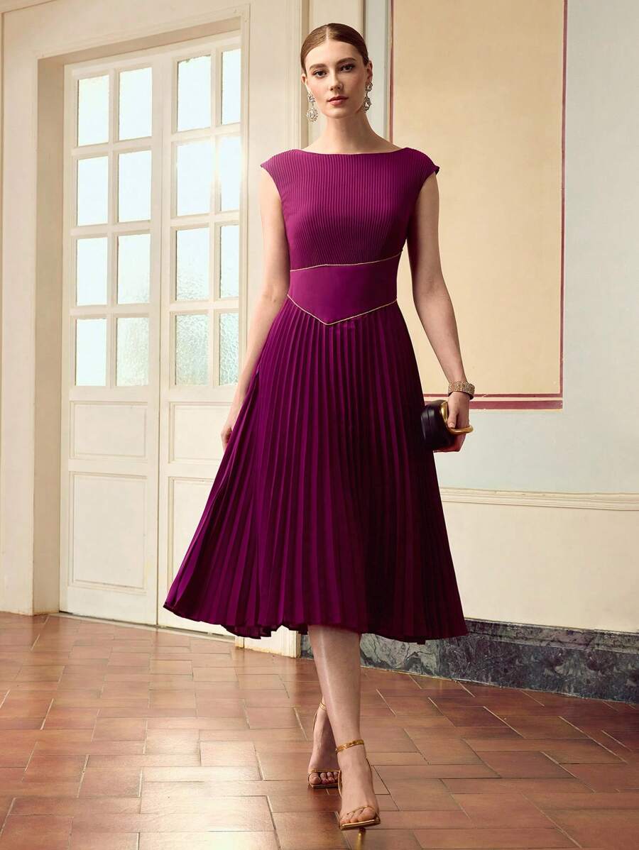 ZEYLAH Women's Solid Color Pleated Dress, Stylish For Summer