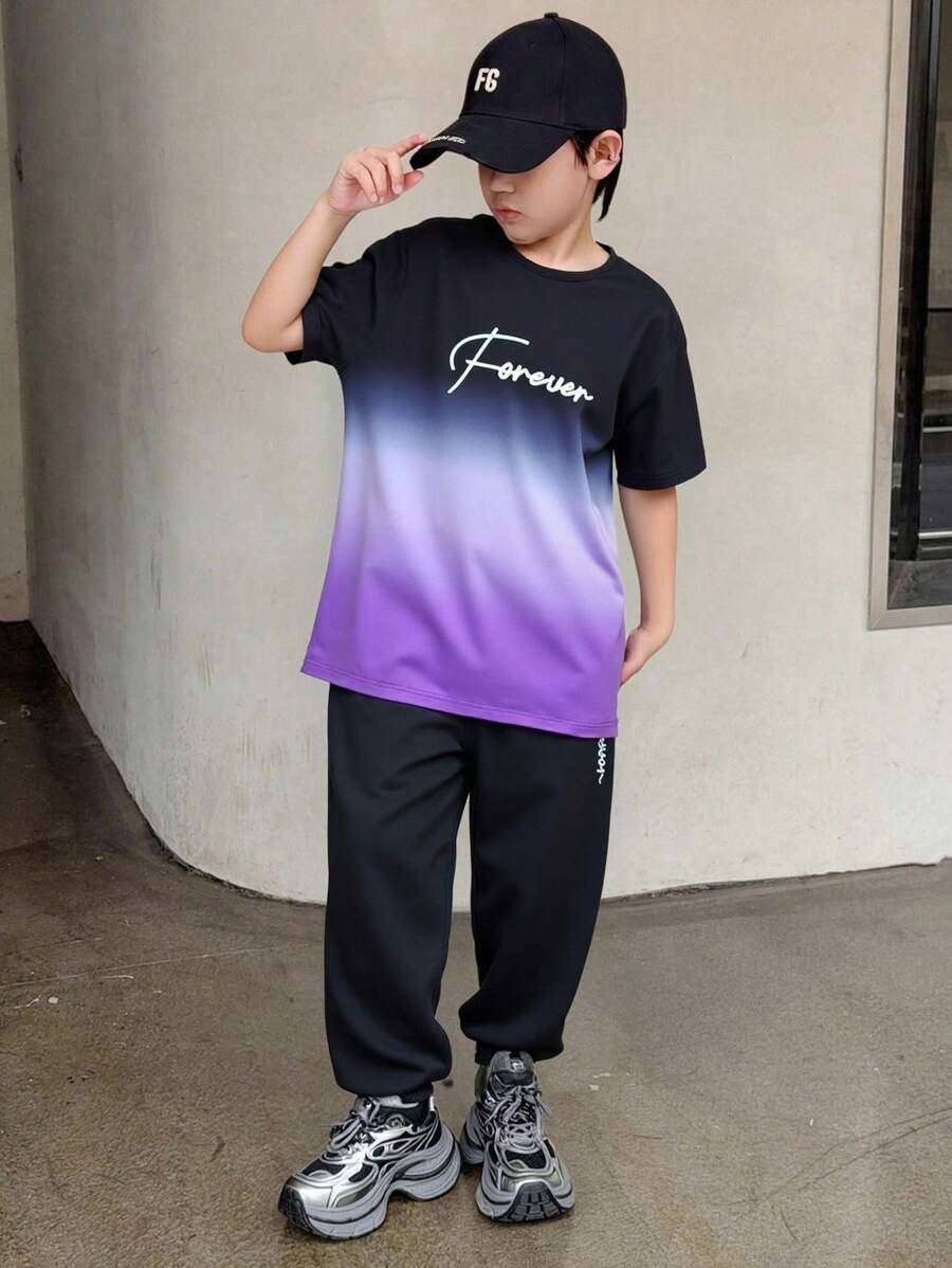SHEIN Genkimix Kids Conjunto informal de camiseta de manga corta con estampado de letras degradadas y pantalones de chándal para niño preadolescente, ideal para el verano