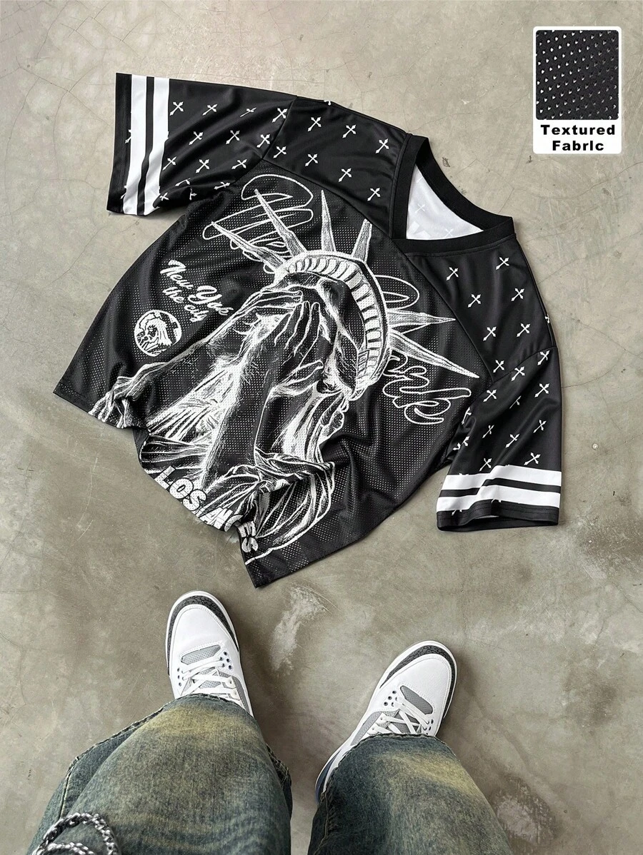 Manfinity Streetrush Camiseta casual de verano para hombre con cuello en V y estampado de letras de manga corta