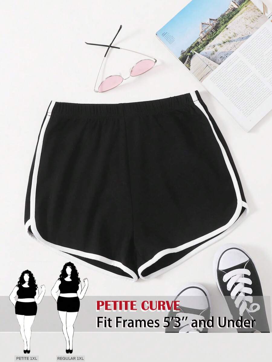 SHEIN PETITE CURVE Short simple en couleur unie style mode grande taille, convient pour l'été
