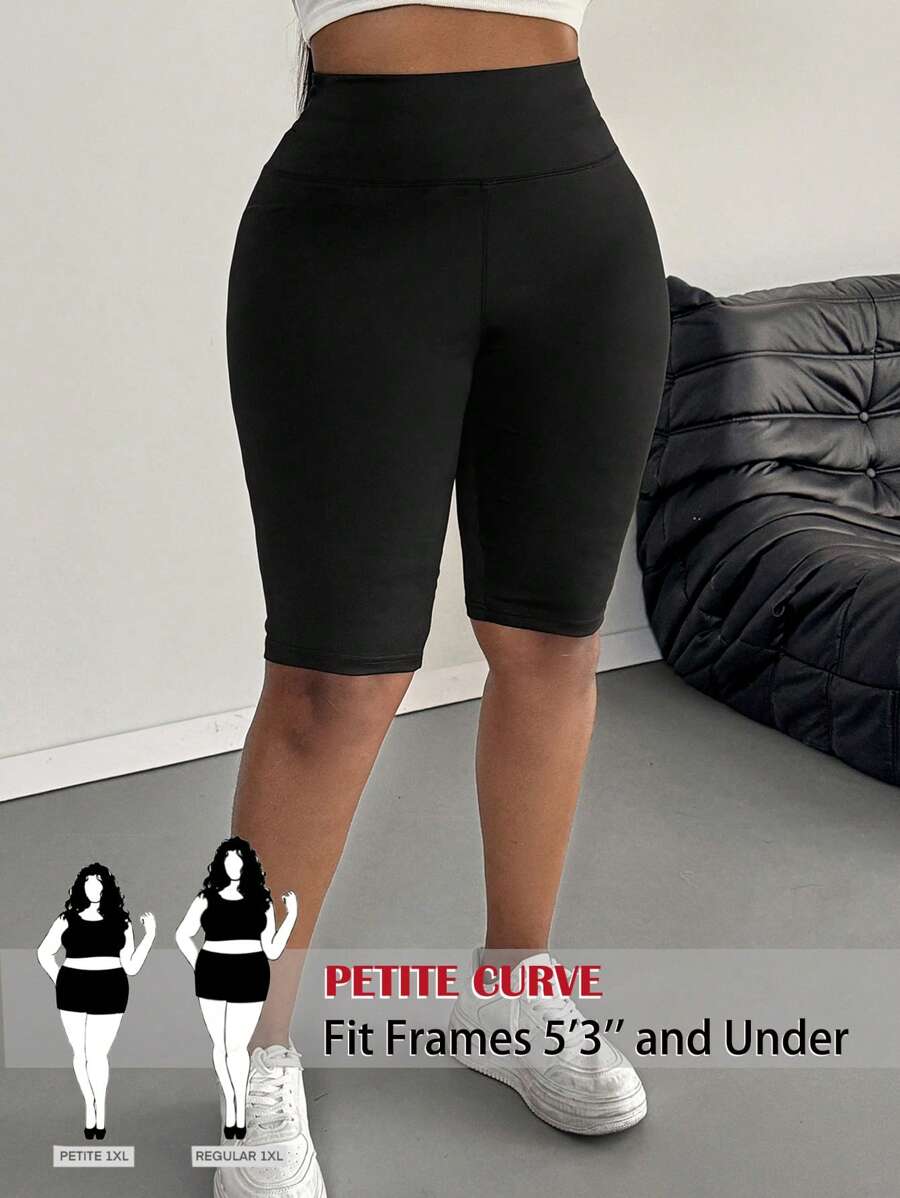 SHEIN PETITE CURVE Plus Size Women Plain Color Casual Basic Leggings, Suitable For Summer Short Leggings Mid-Thigh Shorts, Suitable For People Of Shorter Stature