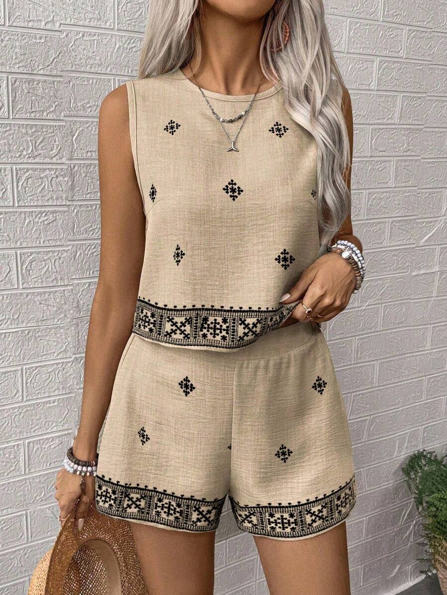 SHEIN LUNE 2pcs/Set Women Vacation Floral Print Sleeveless Shirt And Shorts Casual Set