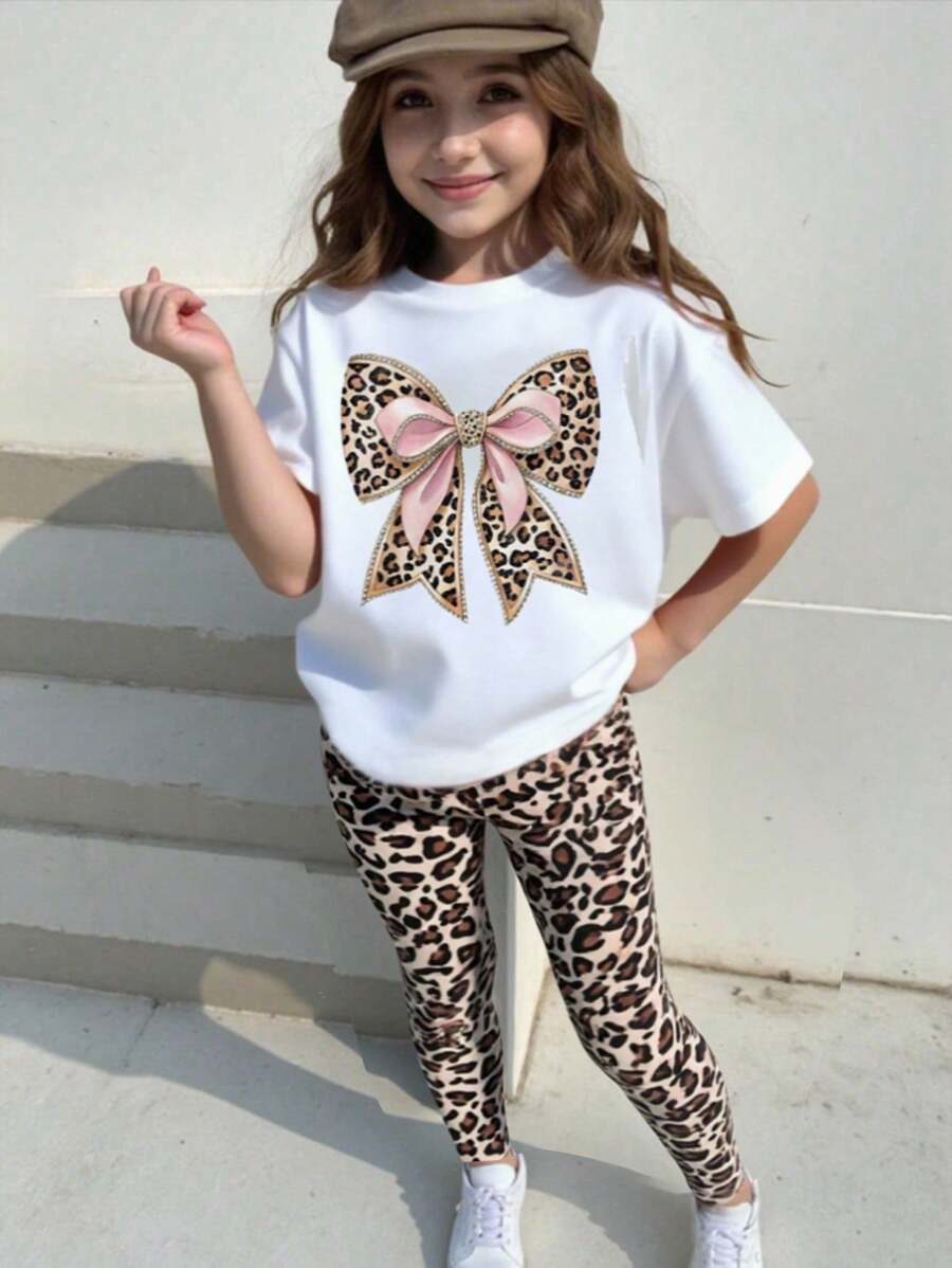 SHEIN GraphicGems Set de 2 piezas de camiseta de manga corta con estampado de leopardo con lazo similar a rhinestone y leggings de estilo casual para niñas preadolescentes, para verano