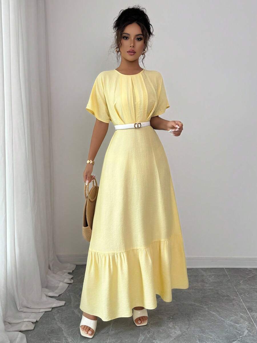 Elenzga Nouvelle mode Femmes Col rond Manches courtes Design plissé Cordon de serrage à la taille Volants à l'ourlet Robe décontracté polyvalente élégante pour femmes