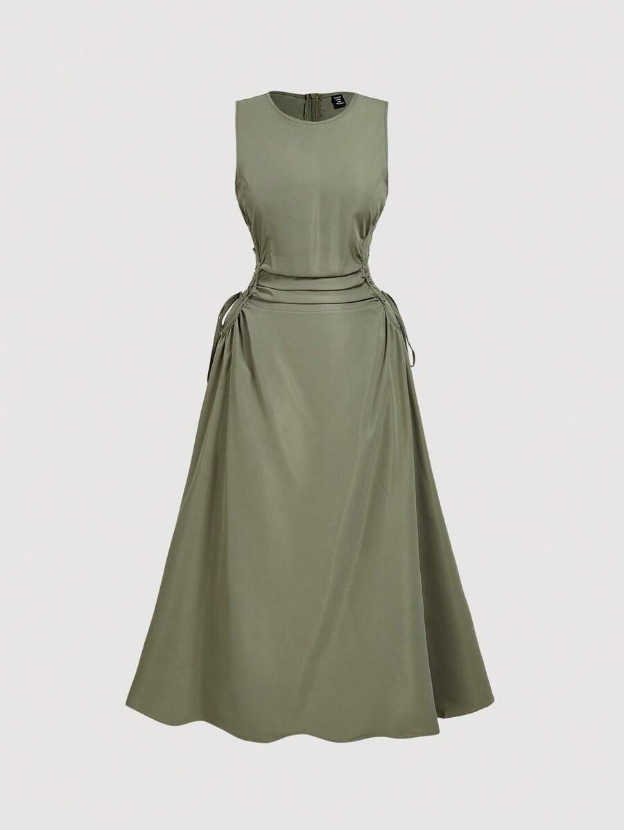 SHEIN MOD Vestido midi elegante sin mangas para mujer de talla grande con cuello redondo y lazo en la cintura en unicolor