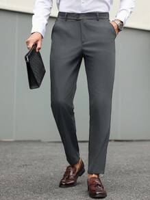 Gris foncé