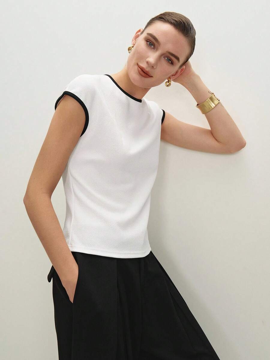 BizChic Blusa de verano 2025 de nueva llegada para el Día de la Independencia, festival de música, fiesta de verano, adecuada para invitados de boda, brunch, uso casual urbano, versátil para el día a día, nueva primavera/verano, elegante camiseta de mujer de cuello redondo en color blanco