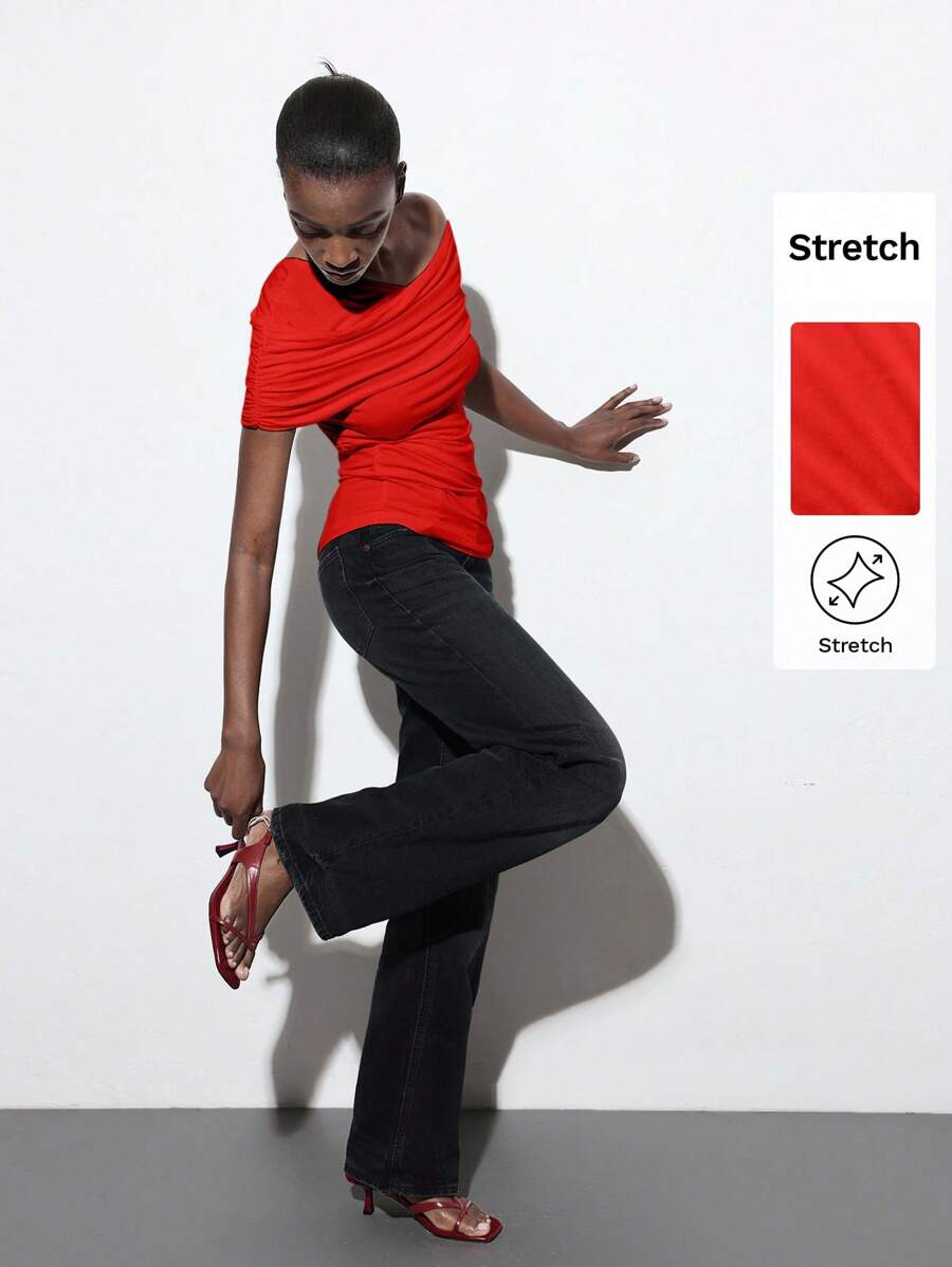 Maija Blusa de mujer con diseño asimétrico de hombro fruncido, casual y elegante, de estilo minimalista urbano. Suave y cómoda, con ajuste ceñido, fruncido lateral desigual, borde enrollado y manga corta. Blusa hombro descubierto para conciertos, vacaciones y atuendos modestos de mujer.