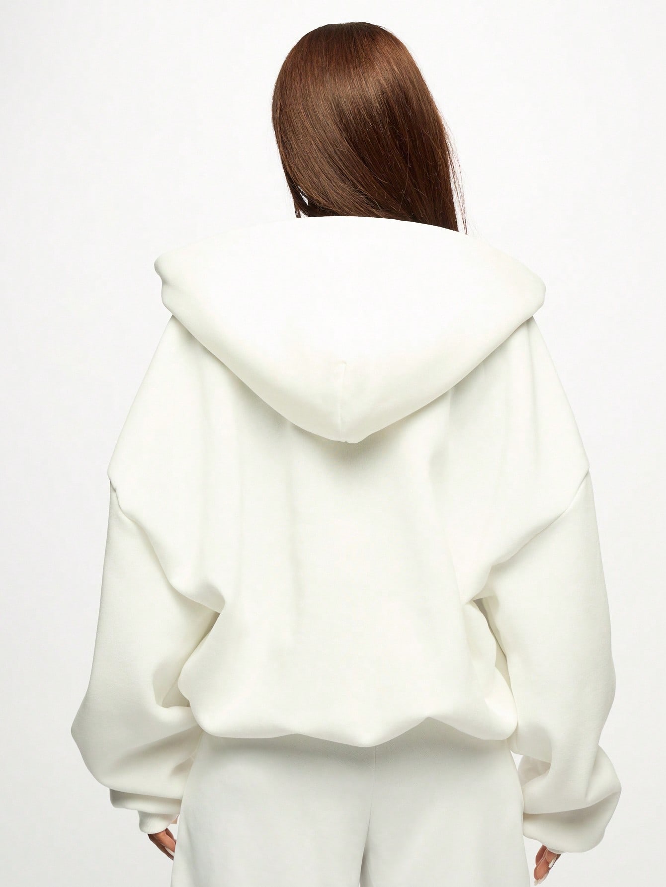 ＿ℋ＿ White Crop Oversized Fit Sweatshirt | Athleisure