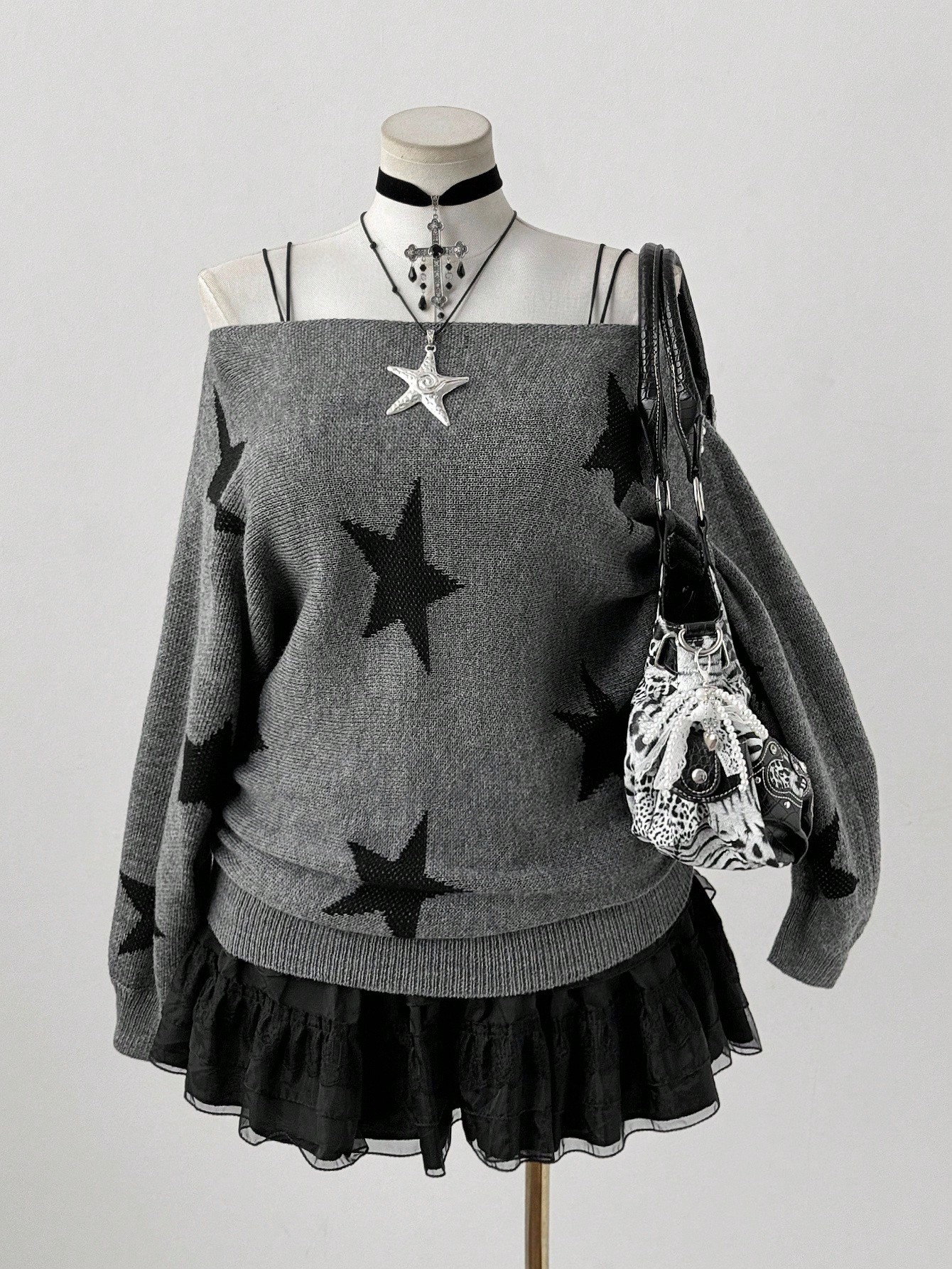 Y2K Streetwear Pentagram Jacquard Loose Batwing Crew Neck Knit Sweater, Suitable For...