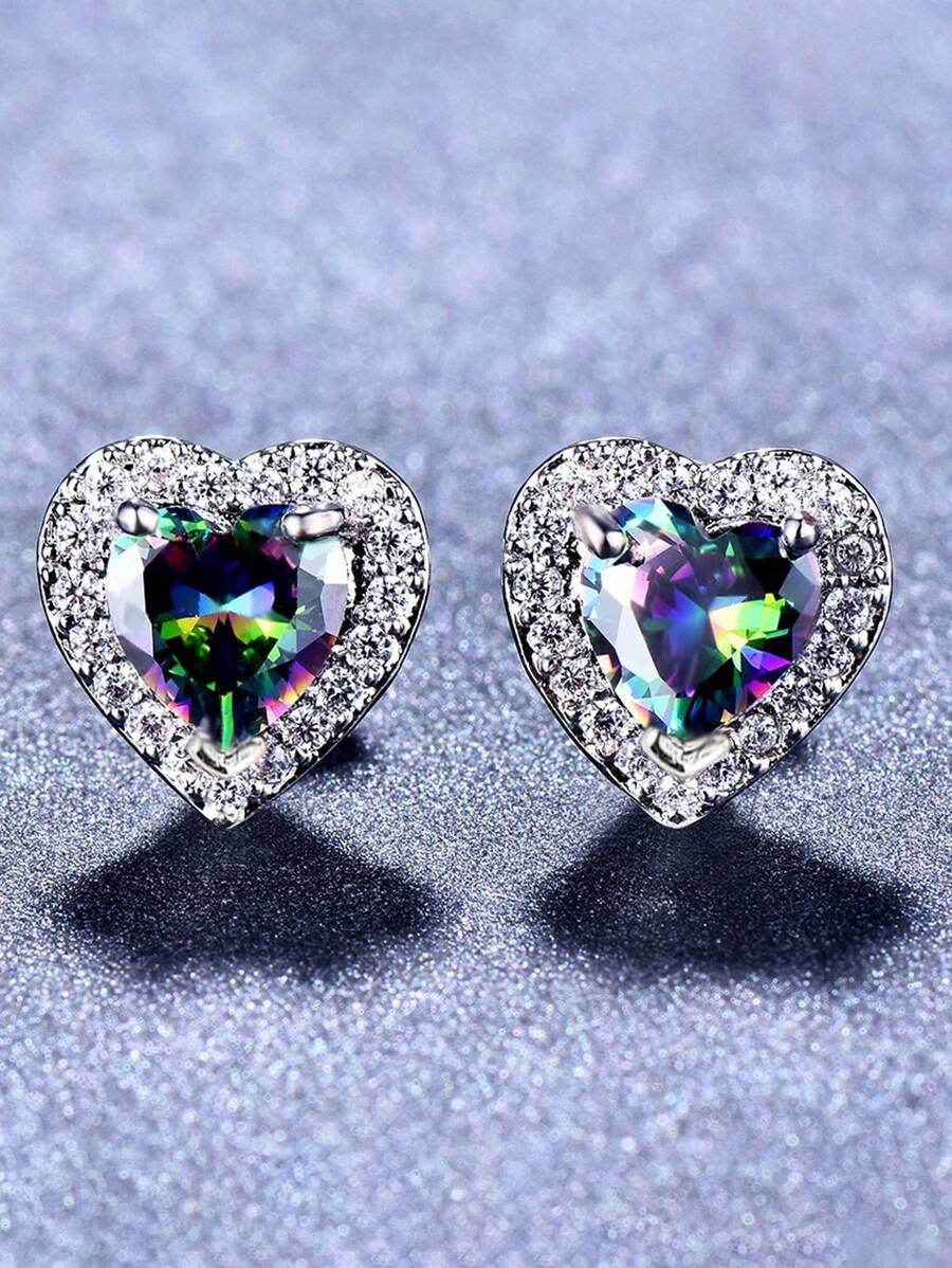 1 paire de boucles d'oreilles à tige en cœur en argent 925, ornées de pierres en zircone brillantes délicates, de conception simple convenant pour le port quotidien des femmes
