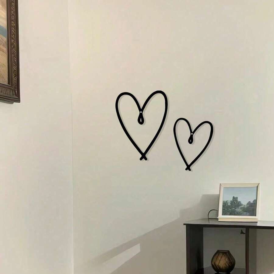 HELLOYOUNG 2pcs/Set Unique Personalized Heart Shape Wall Art - Metal Wall Sign With Chic Aesthetic Design - Perfect Gift For Valentine's Day, Suitable For Home, Living Room, Office, Bar, Kitchen, And Coffee Shop Decor, Ideal For New Year Celebration Decorations Birthday